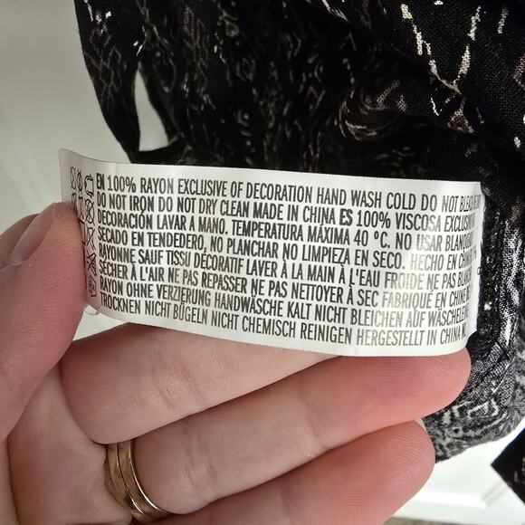 Women's Forever 21 Black Patterned Button Down Belted Shirt Dress | Size Small - Picture 11 of 11